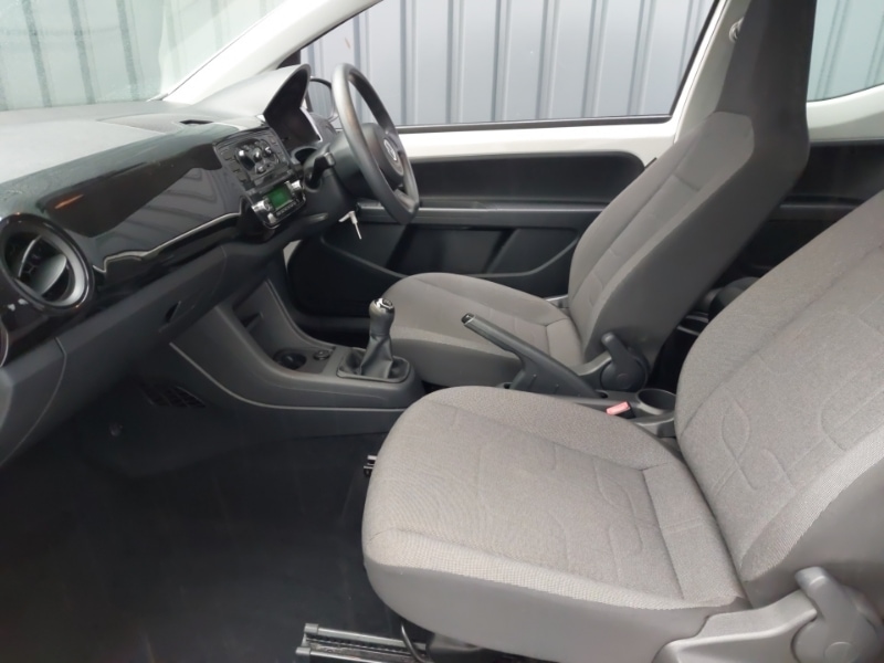 Used Volkswagen up! 2014 for sale - 77847048: Photo 5