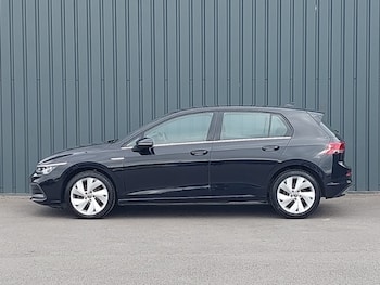 Used Volkswagen Golf 2020 for sale - 75640580: Photo