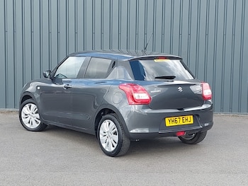 Used Suzuki Swift 2017 for sale - 75933917: Photo