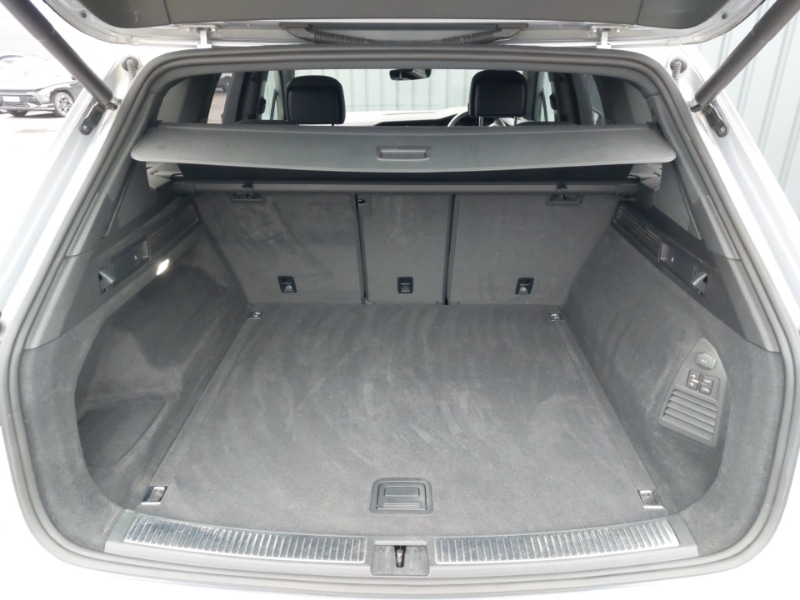 Used Volkswagen Touareg 2019 for sale - 76556247: Photo 8