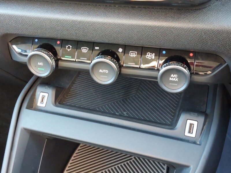 Used Citroen C4 2022 for sale - 77938909: Photo 11