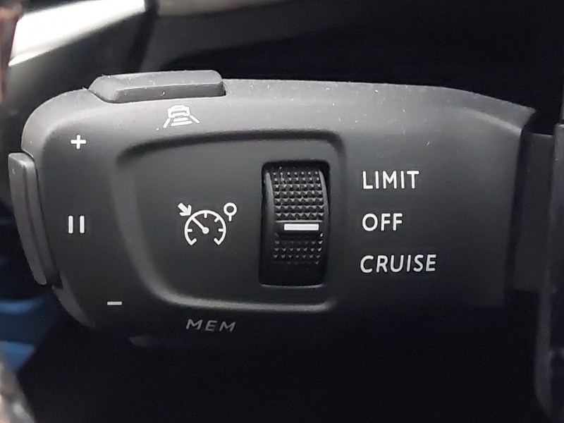 Used Peugeot 3008 2022 for sale - 77841986: Photo 13