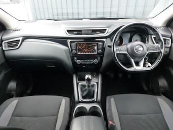 Used Nissan Qashqai 2019 for sale - 77100380: Photo