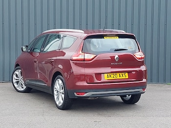 Used Renault Grand Scenic 2020 for sale - 76282315: Photo