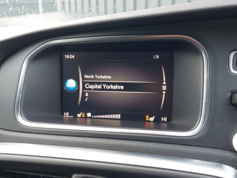 Used Volvo V40 2019 for sale - 77635900: Photo 10