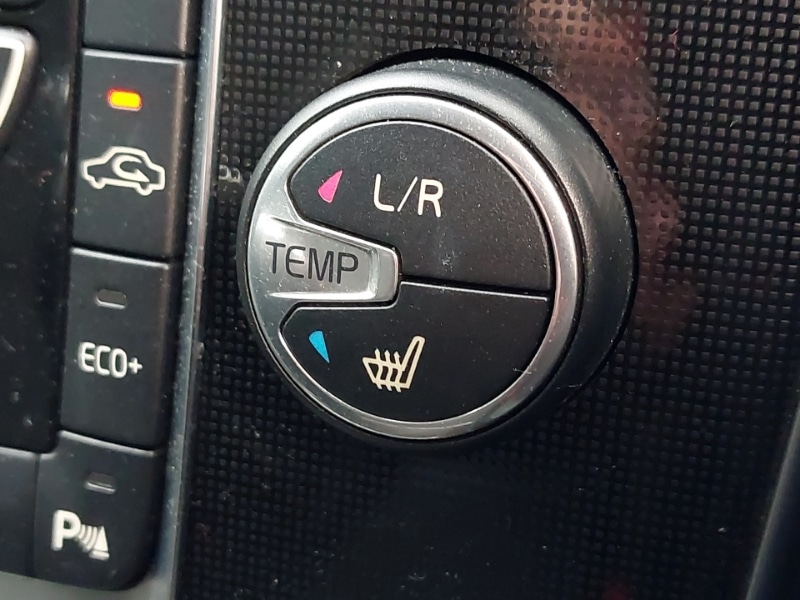 Used Volvo V40 2019 for sale - 77635900: Photo 17