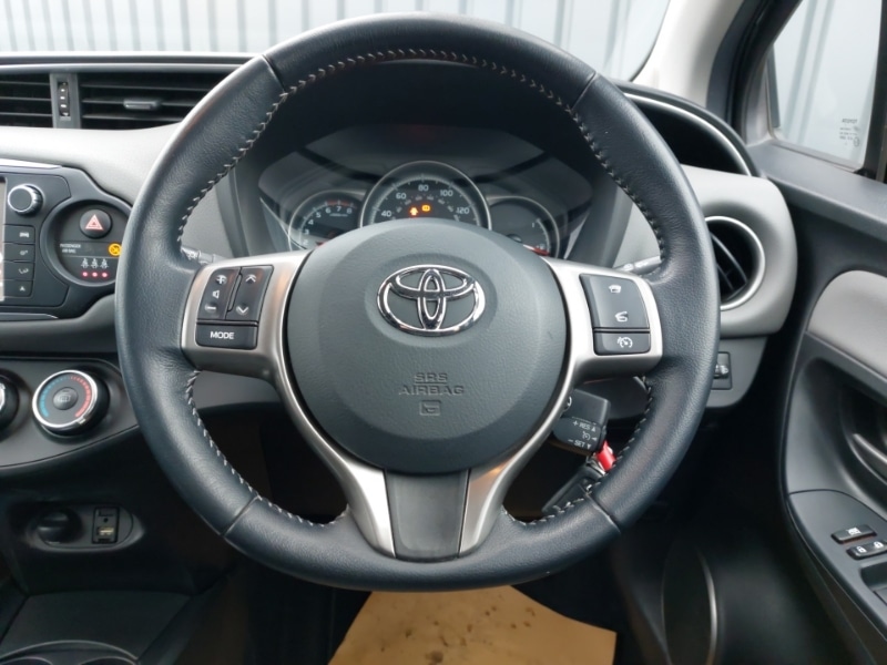 Used Toyota Yaris 2017 for sale - 77656779: Photo 7
