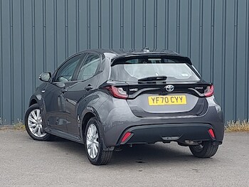 Used Toyota Yaris 2020 for sale - 78490082: Photo