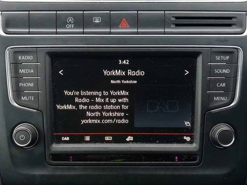 Used Volkswagen Polo 2015 for sale - 77209535: Photo 11