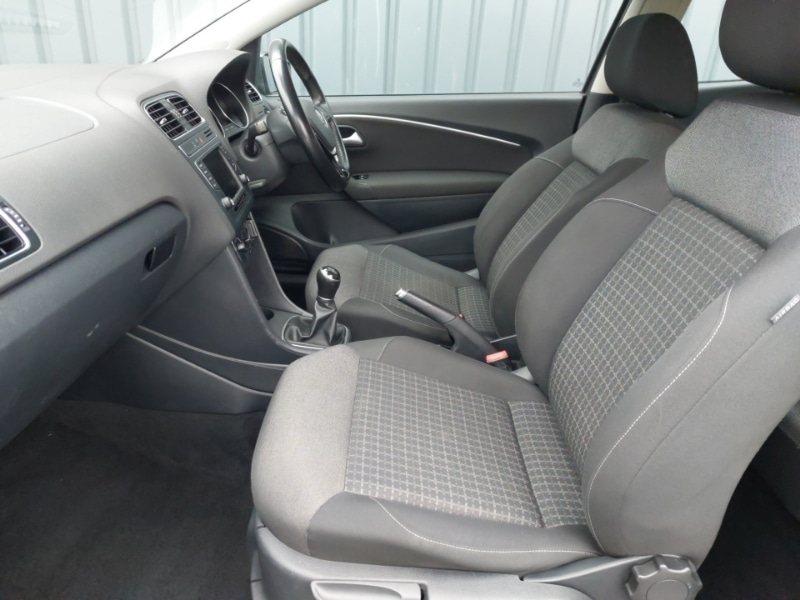 Used Volkswagen Polo 2015 for sale - 77209535: Photo 5