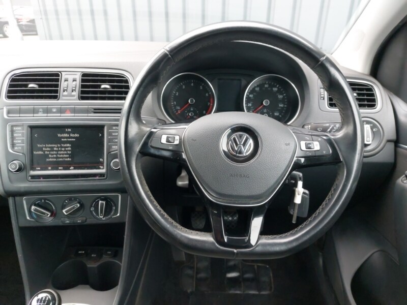 Used Volkswagen Polo 2015 for sale - 77209535: Photo 7