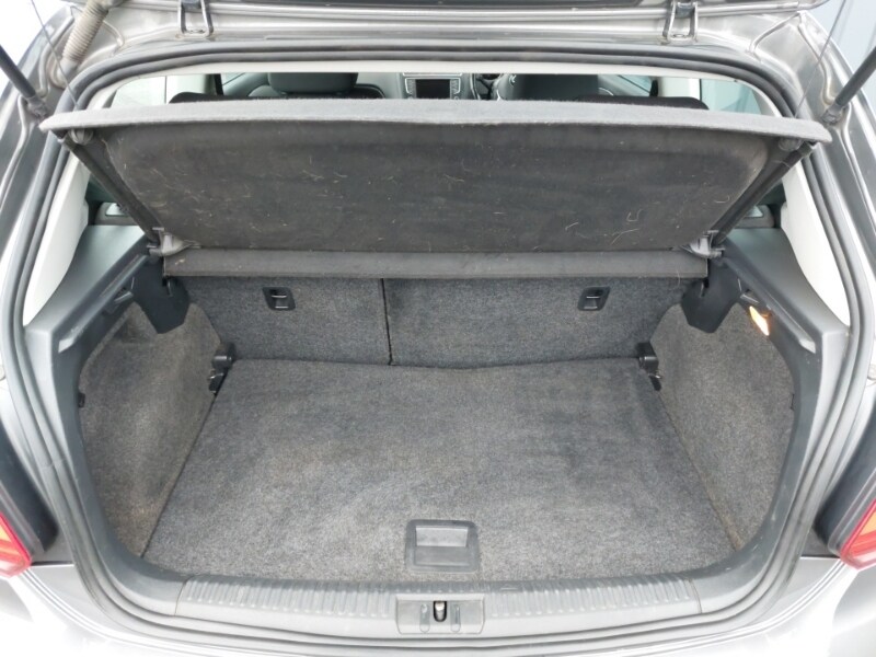 Used Volkswagen Polo 2015 for sale - 77209535: Photo 8