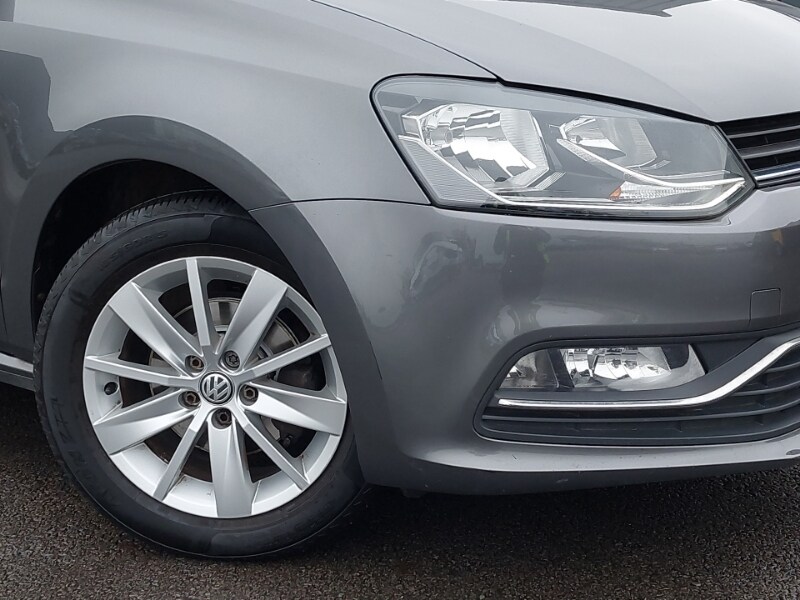 Used Volkswagen Polo 2015 for sale - 77209535: Photo 9