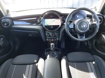 Used MINI Hatch 2023 for sale - 78916536: Photo