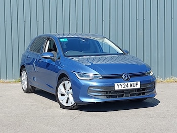 Used Volkswagen Golf 2024 for sale - 78391792: Photo
