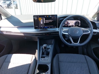 Used Volkswagen Golf 2024 for sale - 78391792: Photo