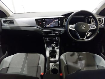 Used Volkswagen Polo 2024 for sale - 77343309: Photo