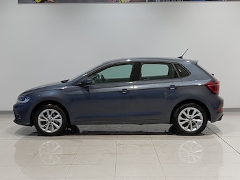 Used Volkswagen Polo 2024 for sale - 77343309: Photo