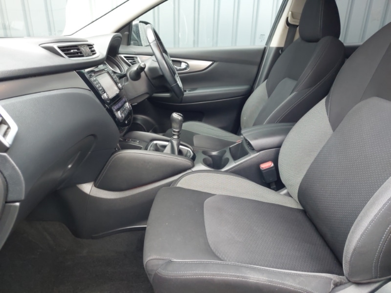 Used Nissan Qashqai 2018 for sale - 76160649: Photo 5