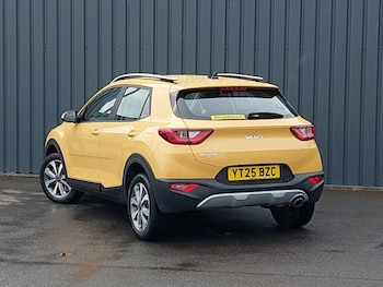 Used Kia Stonic 2025 for sale - 79586718: Photo