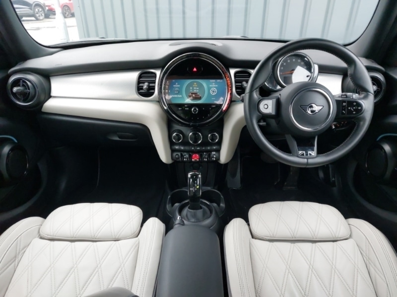 Used MINI Hatch 2022 for sale - 77405106: Photo 2