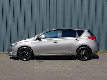 Used Toyota Auris 2014 for sale - 78253135: Photo