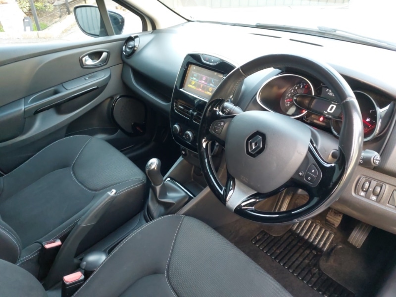 Used Renault Clio 2016 for sale - 76397404: Photo 12