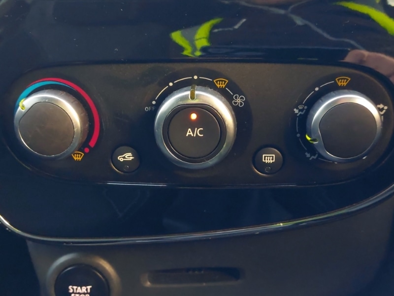 Used Renault Clio 2016 for sale - 76397404: Photo 15