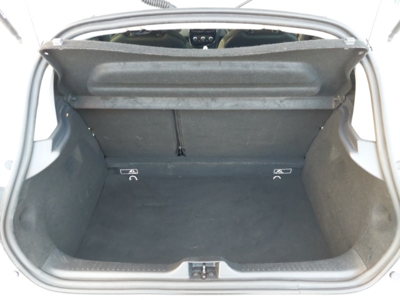 Used Renault Clio 2016 for sale - 76397404: Photo 8