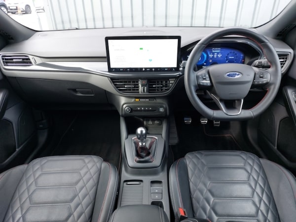 Used Ford Focus 2022 for sale - 76226043: Photo 2