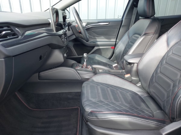 Used Ford Focus 2022 for sale - 76226043: Photo 5