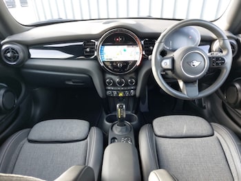 Used MINI Hatch 2023 for sale - 76414798: Photo