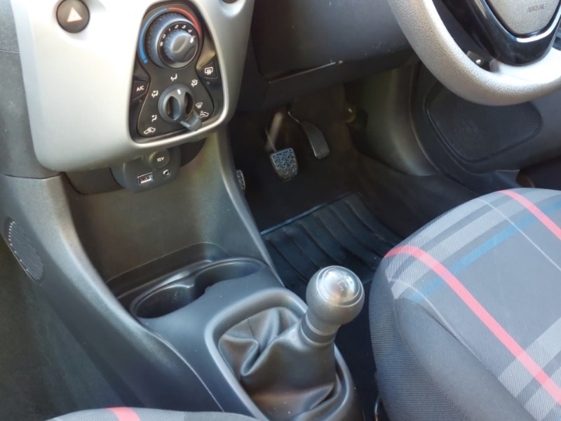 Used Peugeot 108 2015 for sale - 77194158: Photo 19