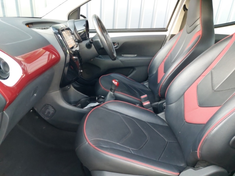 Used Toyota AYGO 2017 for sale - 76687826: Photo 5