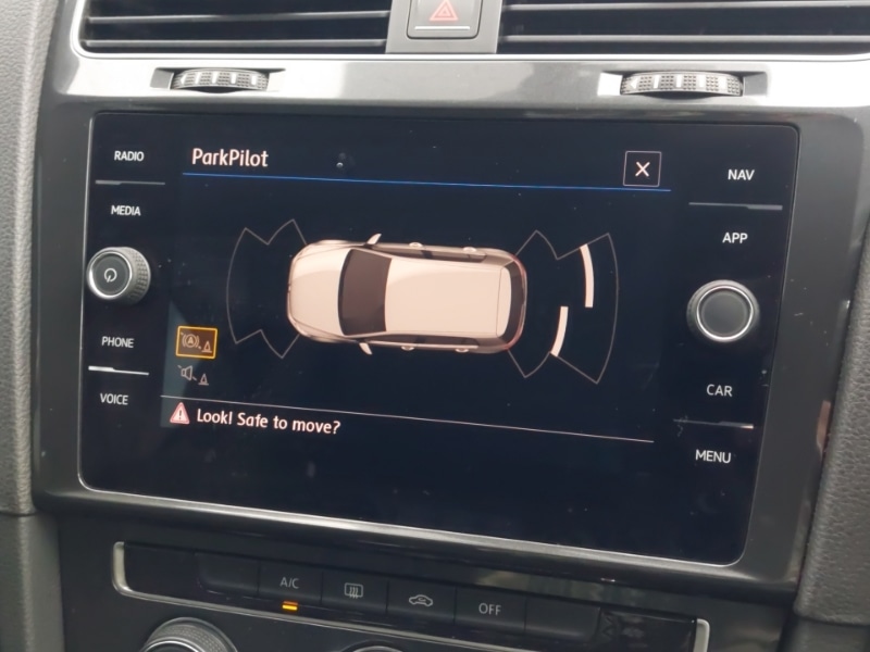 Used Volkswagen Golf 2018 for sale - 76880435: Photo 14