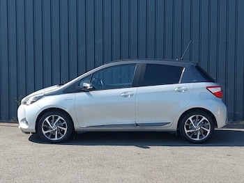 Used Toyota Yaris 2019 for sale - 79101085: Photo