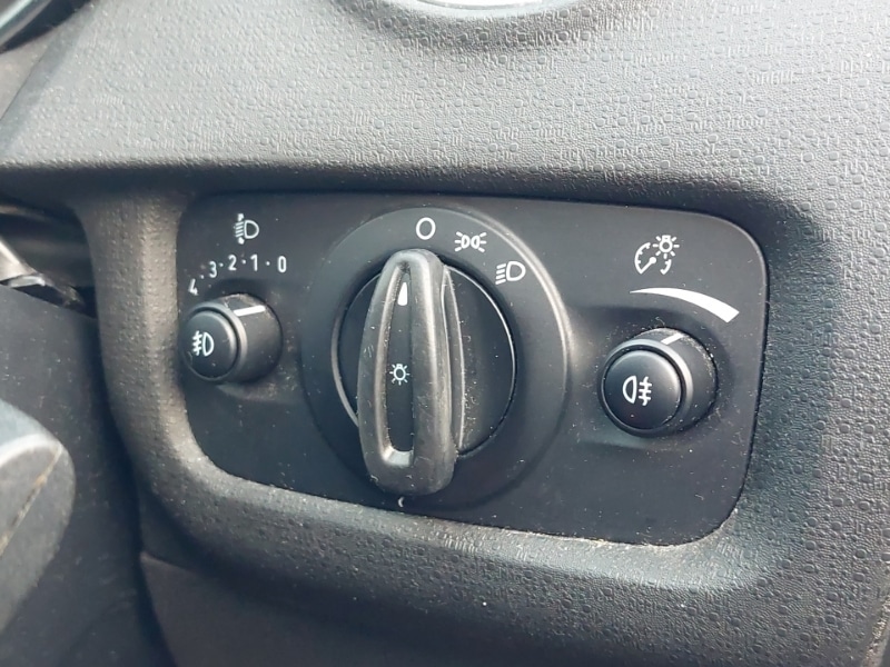 Used Ford Fiesta 2017 for sale - 77548973: Photo 18