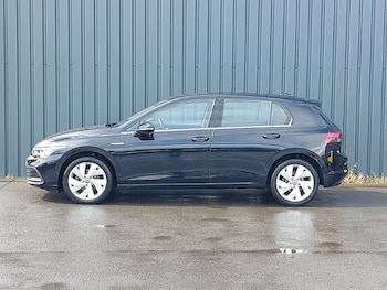 Used Volkswagen Golf 2023 for sale - 78595356: Photo