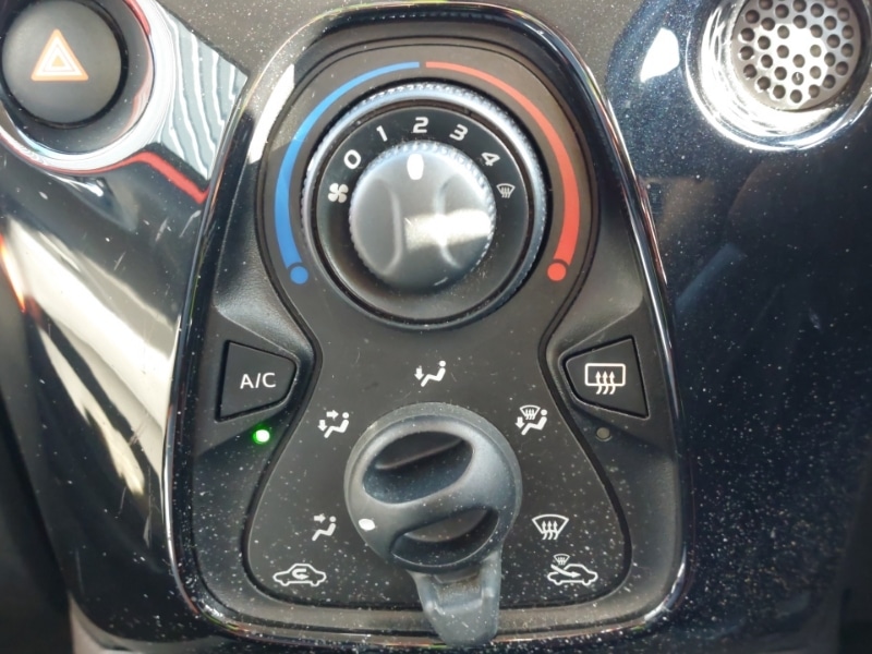 Used Toyota AYGO 2014 for sale - 77980902: Photo 15