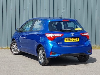 Used Toyota Yaris 2017 for sale - 78269217: Photo