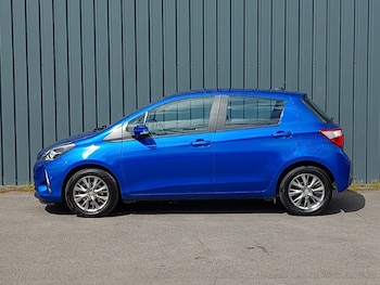 Used Toyota Yaris 2017 for sale - 78269217: Photo