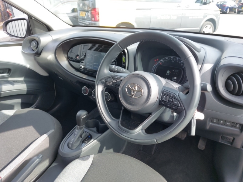 Used Toyota Aygo X 2023 for sale - 77948175: Photo 12