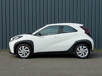 Used Toyota Aygo X 2023 for sale - 77948175: Photo