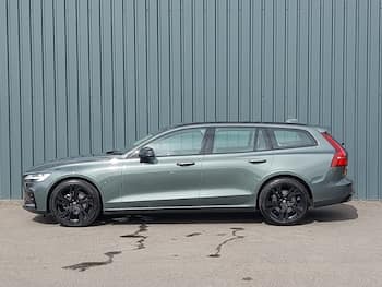 Used Volvo V60 2025 for sale - 79686069: Photo