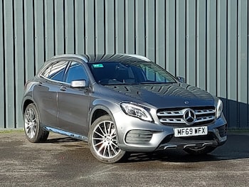 Mercedes-Benz - GLA
