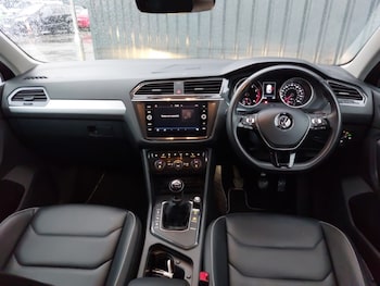 Used Volkswagen Tiguan 2019 for sale - 77304449: Photo