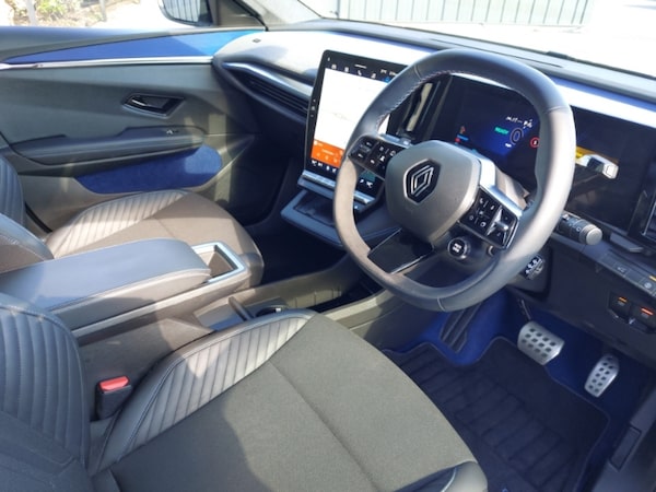 Used Renault Scenic E-Tech 2025 for sale - 76053729: Photo 12