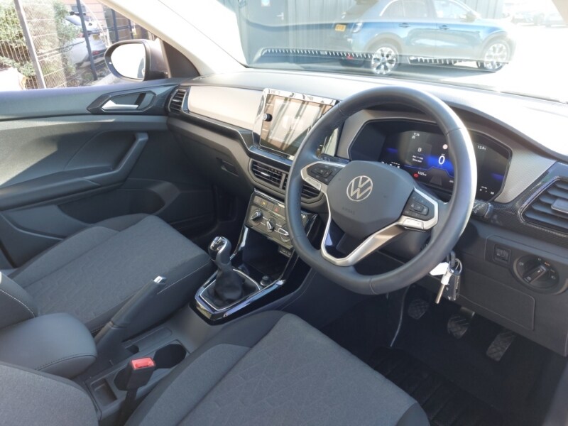 Used Volkswagen T-Cross 2025 for sale - 76055261: Photo 12