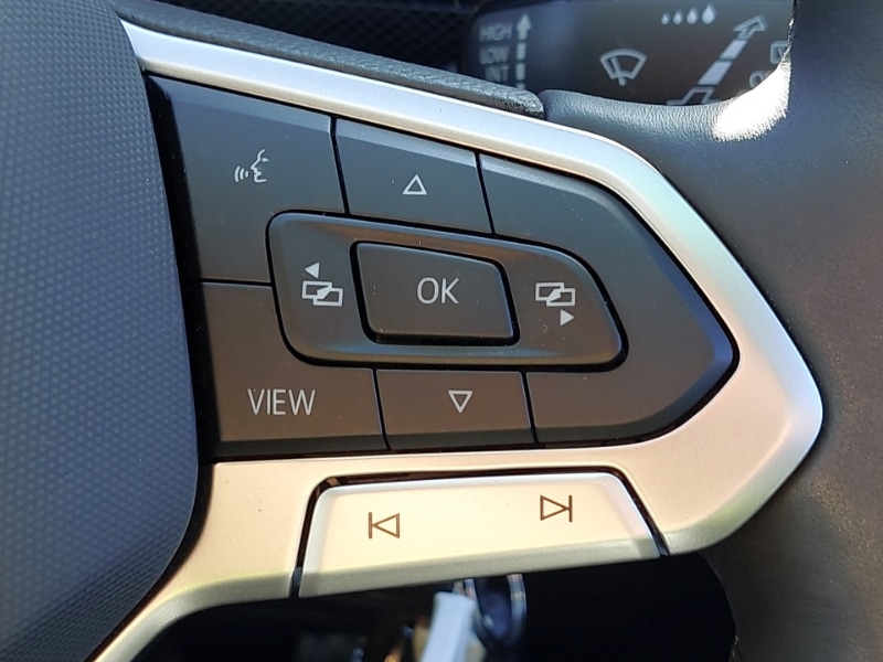 Used Volkswagen T-Cross 2025 for sale - 76055261: Photo 14