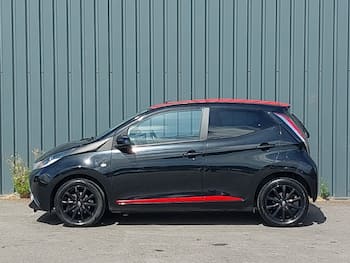 Used Toyota AYGO 2017 for sale - 79457762: Photo